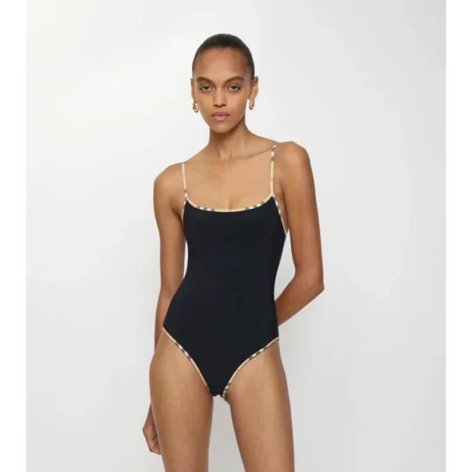 Bañador con ribete de cuadros