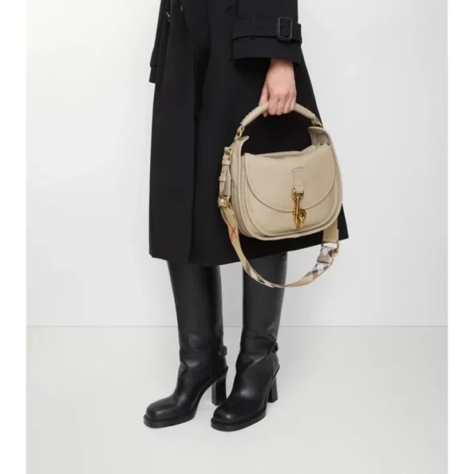 Bolso bandolera pequeño con clip «B»