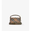 Bolso bandolera pequeño con clip «B»
