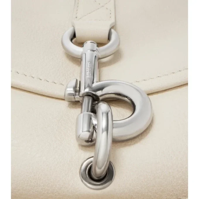 Bolso bandolera pequeño con clip «B»
