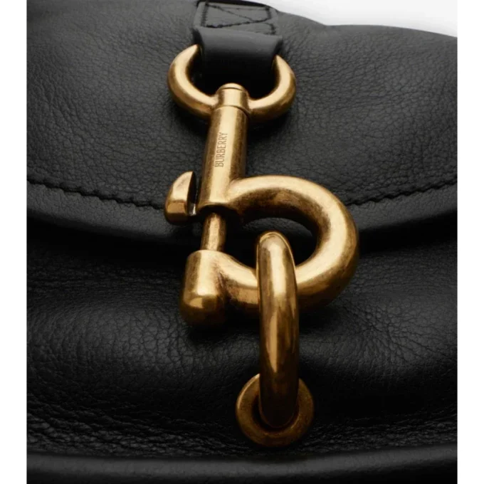 Bolso bandolera pequeño con clip «B»