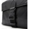 Bolso mensajero pequeño con estampado de cuadros en relieve y hebilla 