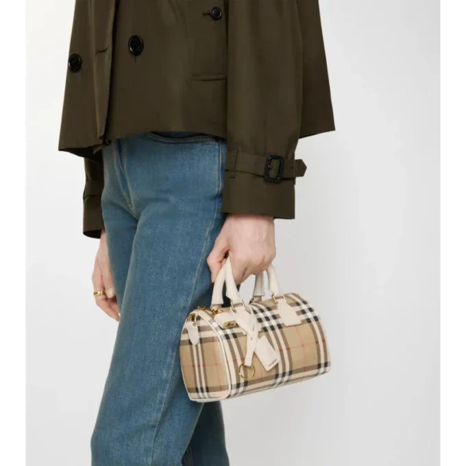 Bolso tipo bolero Mini Check