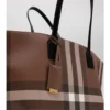 Bolso tote mediano con estampado de cuadros
