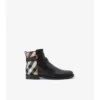 Botas de cuadros y piel
