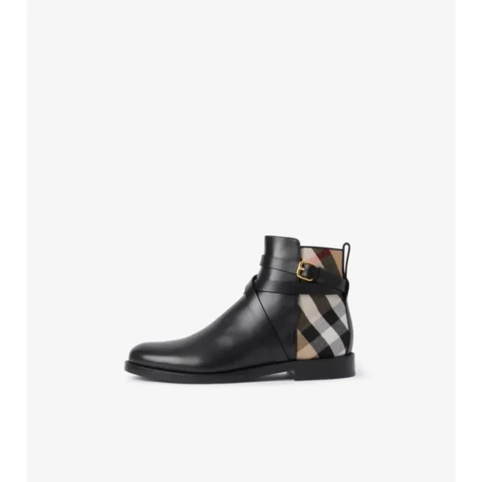 Botas de cuadros y piel