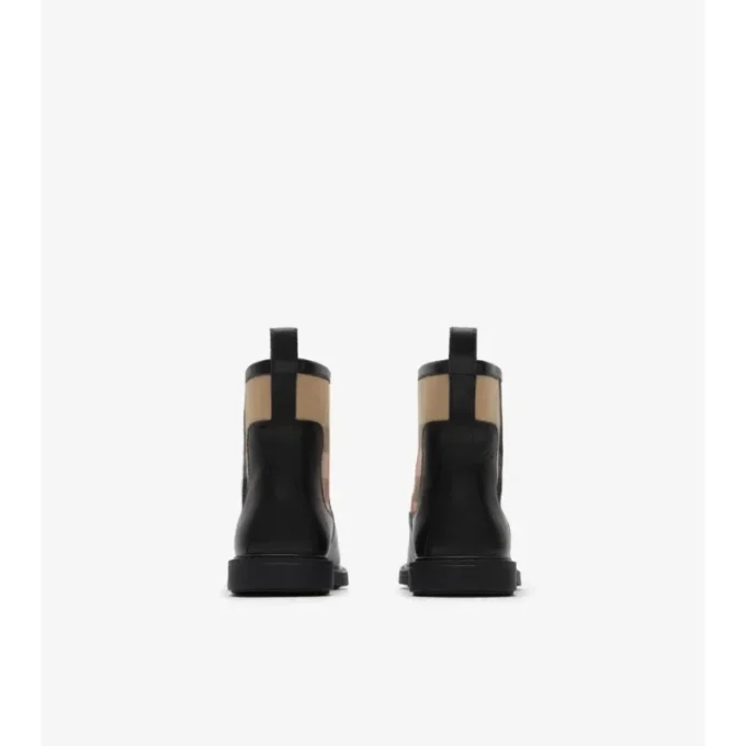 Botas de piel con paneles de cuadros