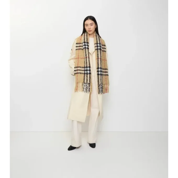 Bufanda de bouclé de mezcla de lana de alpaca con estampado de cuadros