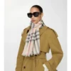 Bufanda de lana y seda con estampado de cuadros grandes