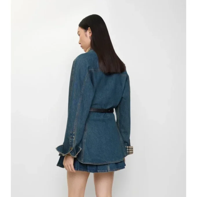 Camisa de Denim entallada y acampanada