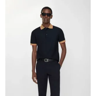 Camisas de algodón con logotipo en el cuello