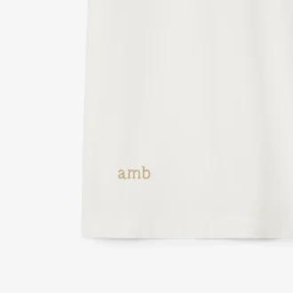 Camisas de algodón con logotipo en el cuello