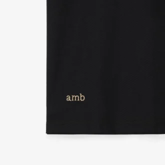 Camisas de algodón con logotipo en el cuello