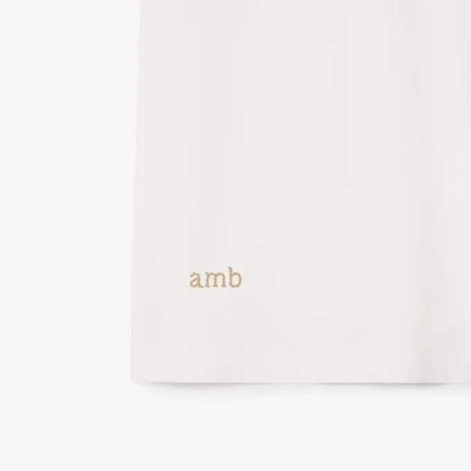 Camisas de algodón con logotipo en el cuello