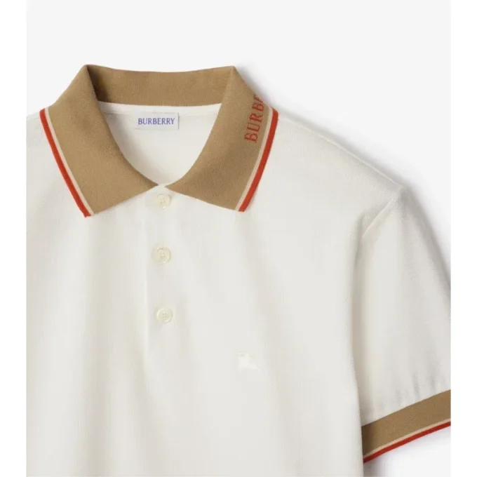Camisas de algodón con logotipo en el cuello