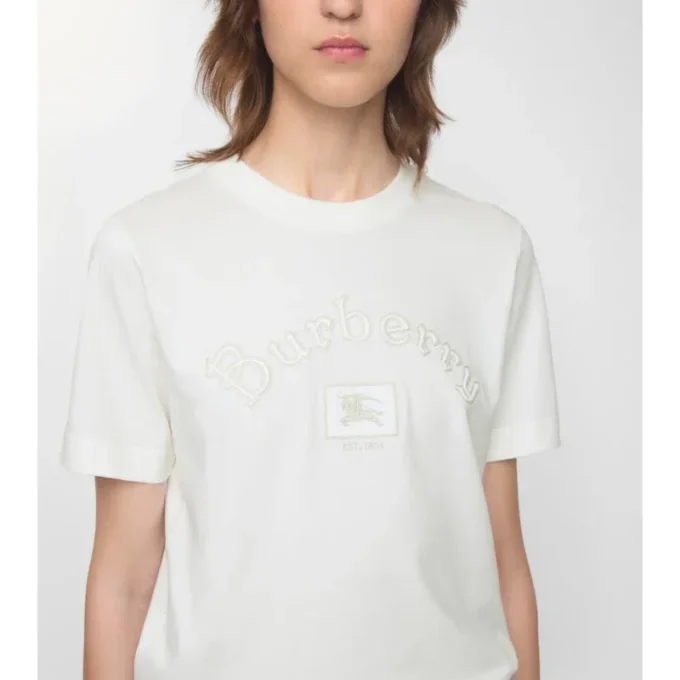Camiseta de algodón con logotipo gótico