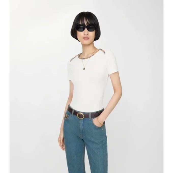 Camiseta de algodón elástico con ribete de cuadros