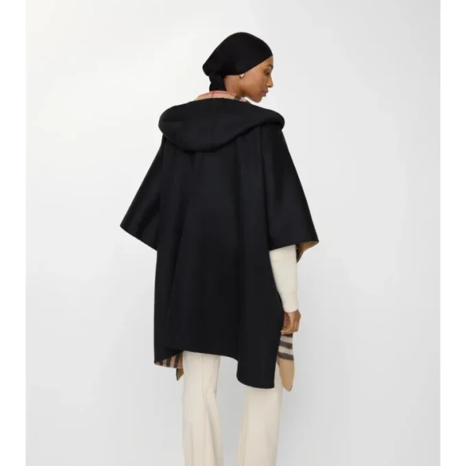 Capa con capucha de cachemira