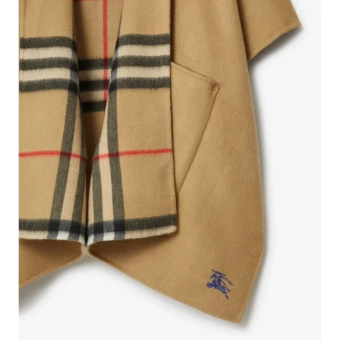 Capa con capucha de cachemira EKD