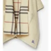Capa con capucha de cachemira EKD