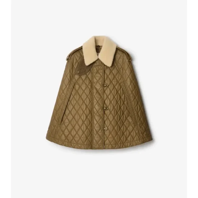 Capa de algodón Heath acolchada con cuello de piel de oveja