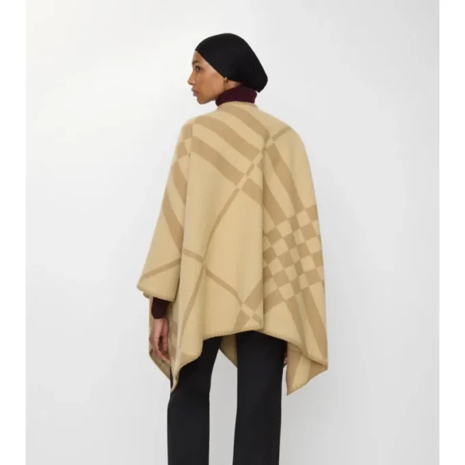 Capa de lana y cachemira con estampado de cuadros