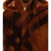 Capa de piel de oveja con intarsia de cuadros