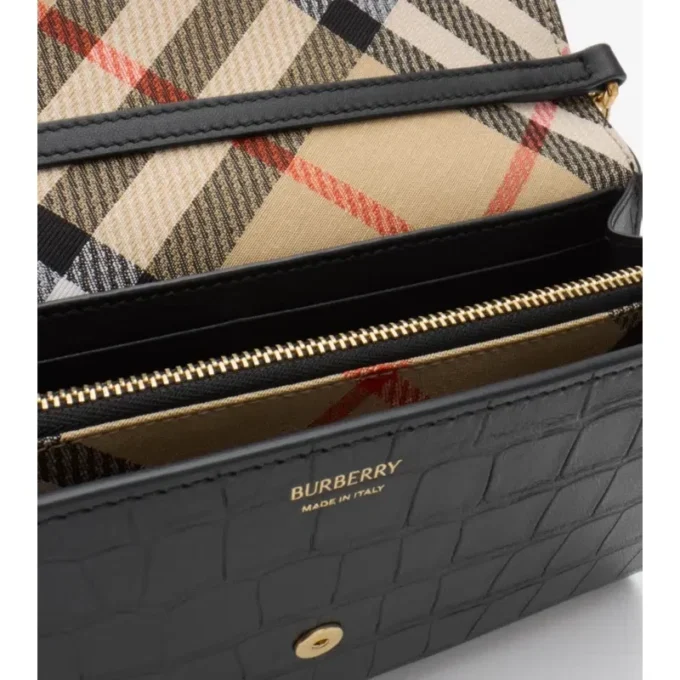 Cartera con correa de cadena Cotswolds