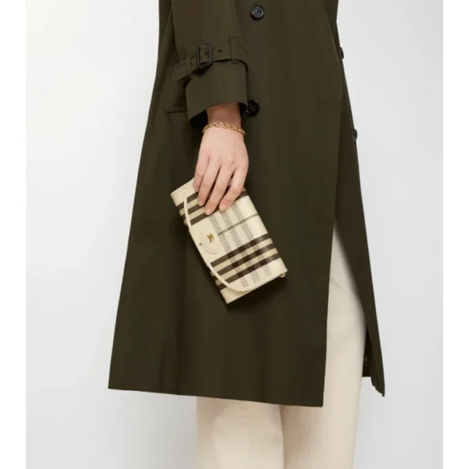 Cartera con correa de cadena Highlands 