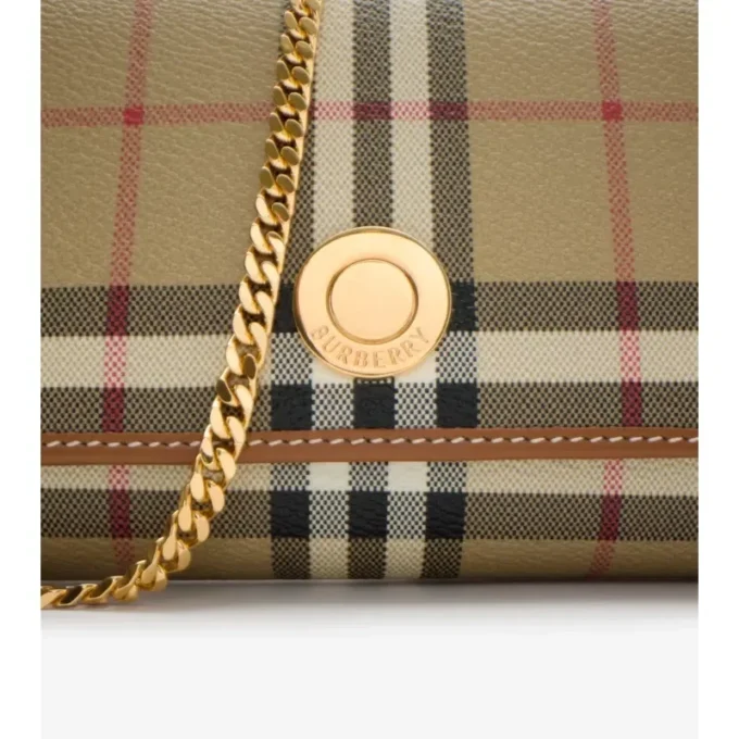 Cartera con correa de cadena y estampado de cuadros