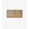Cartera continental con estampado de cuadros