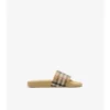 Chanclas con estampado de cuadros