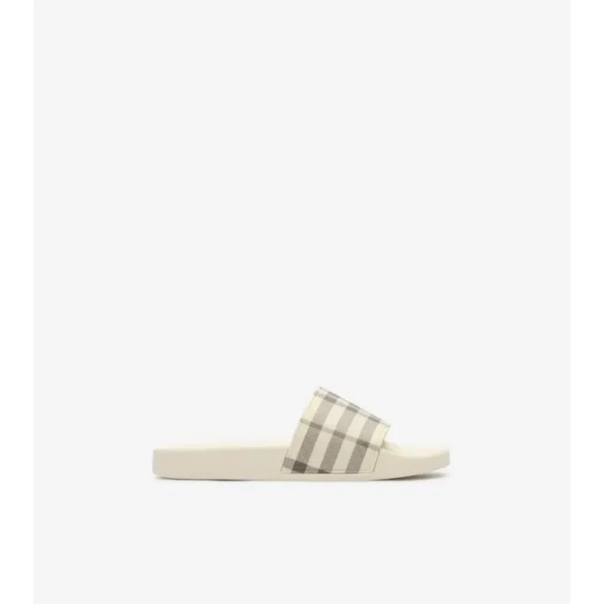 Chanclas con estampado de cuadros