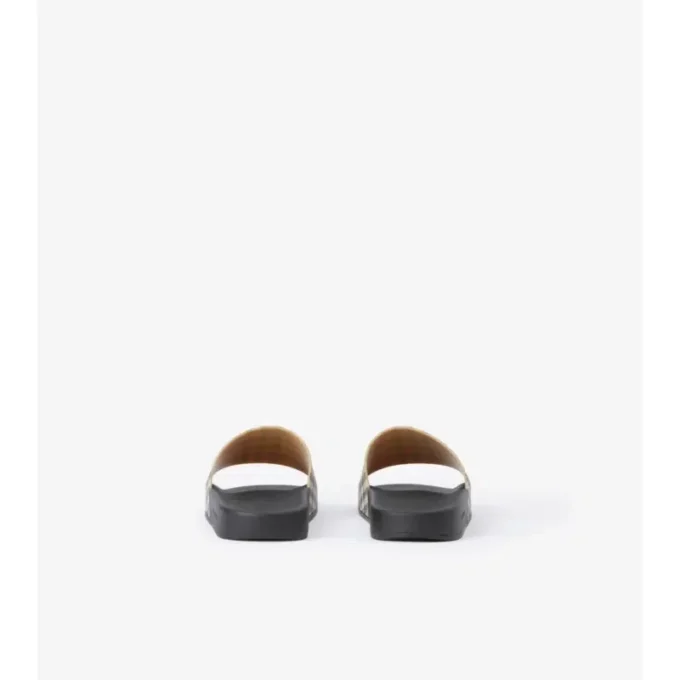 Chanclas con estampado de cuadros