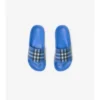 Chanclas con estampado de cuadros