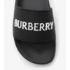 Chanclas con logotipo