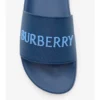 Chanclas con logotipo