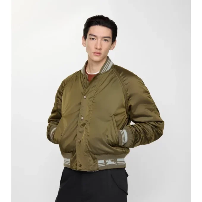 Chaqueta bomber reversible de nailon