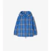 Chaqueta con capucha de nailon a cuadros