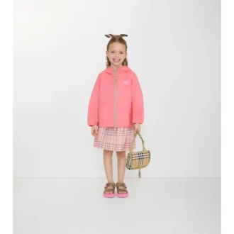 Chaqueta con capucha de nailon con cinta a cuadros