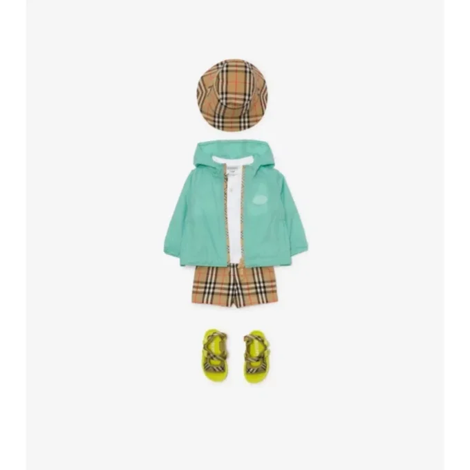 Chaqueta con capucha de nailon con cinta a cuadros