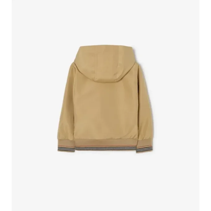 Chaqueta con capucha y ribetes de cuadros