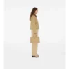 Chaqueta corta de nailon acolchada