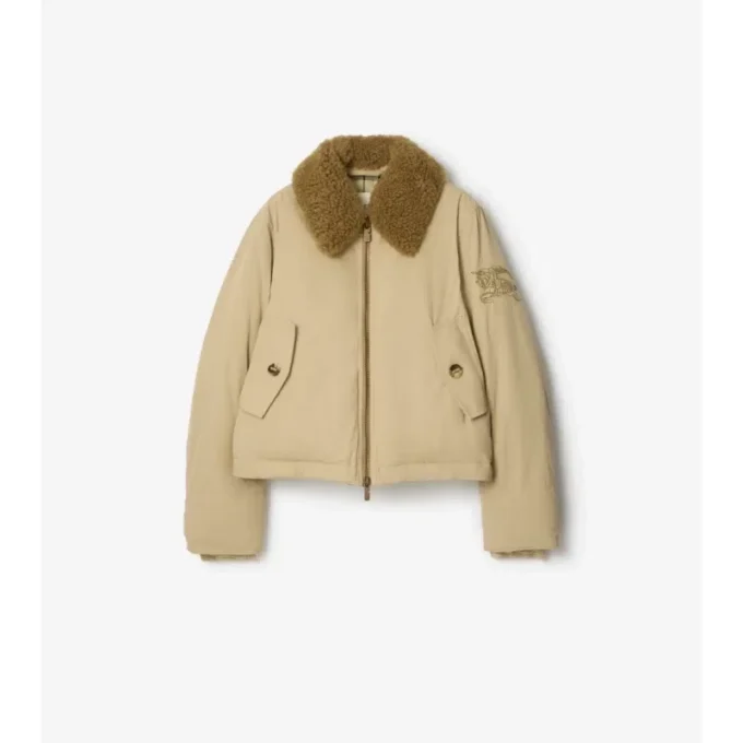 Chaqueta de gabardine con cuello de piel de oveja