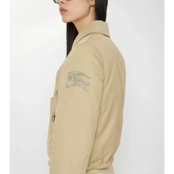 Chaqueta de gabardine con cuello de piel de oveja