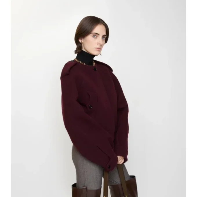 Chaqueta de lana con pañuelo desmontable