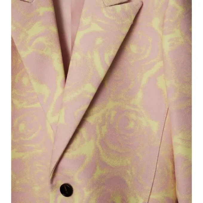 Chaqueta entallada de lana rosa