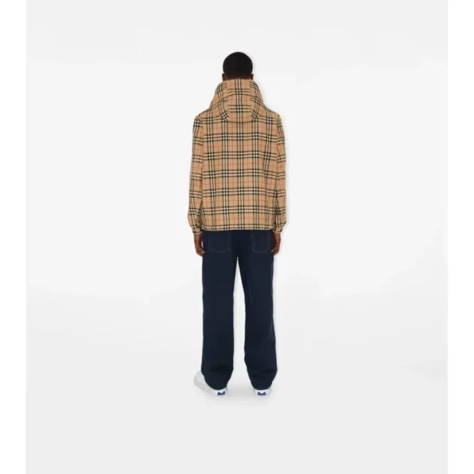 Chaqueta reversible con capucha y estampado de cuadros