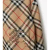 Chaqueta reversible con capucha y estampado de cuadros, de corte corto