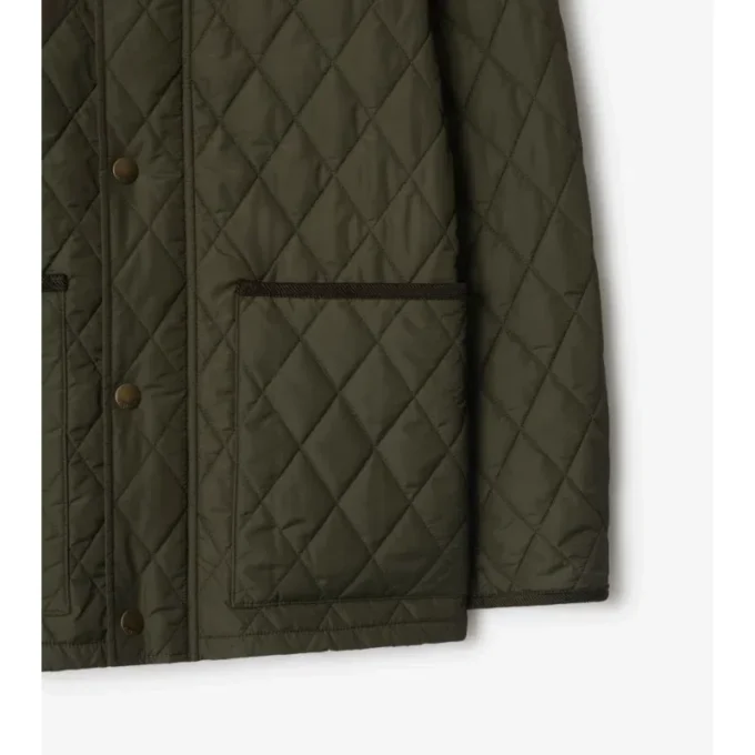 Chaqueta tipo «barn» de nailon acolchado